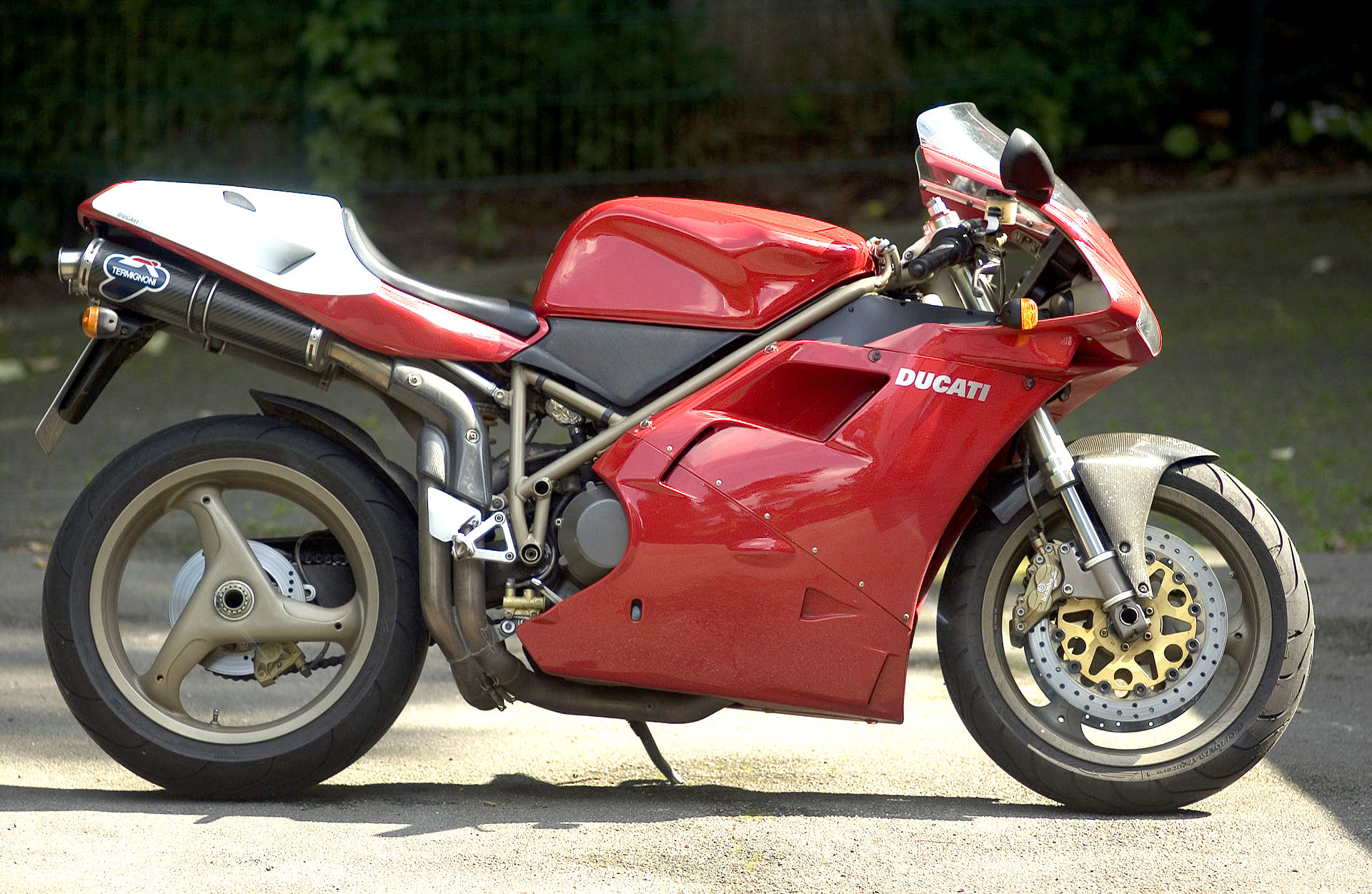 Ducati 916 SPS model reference